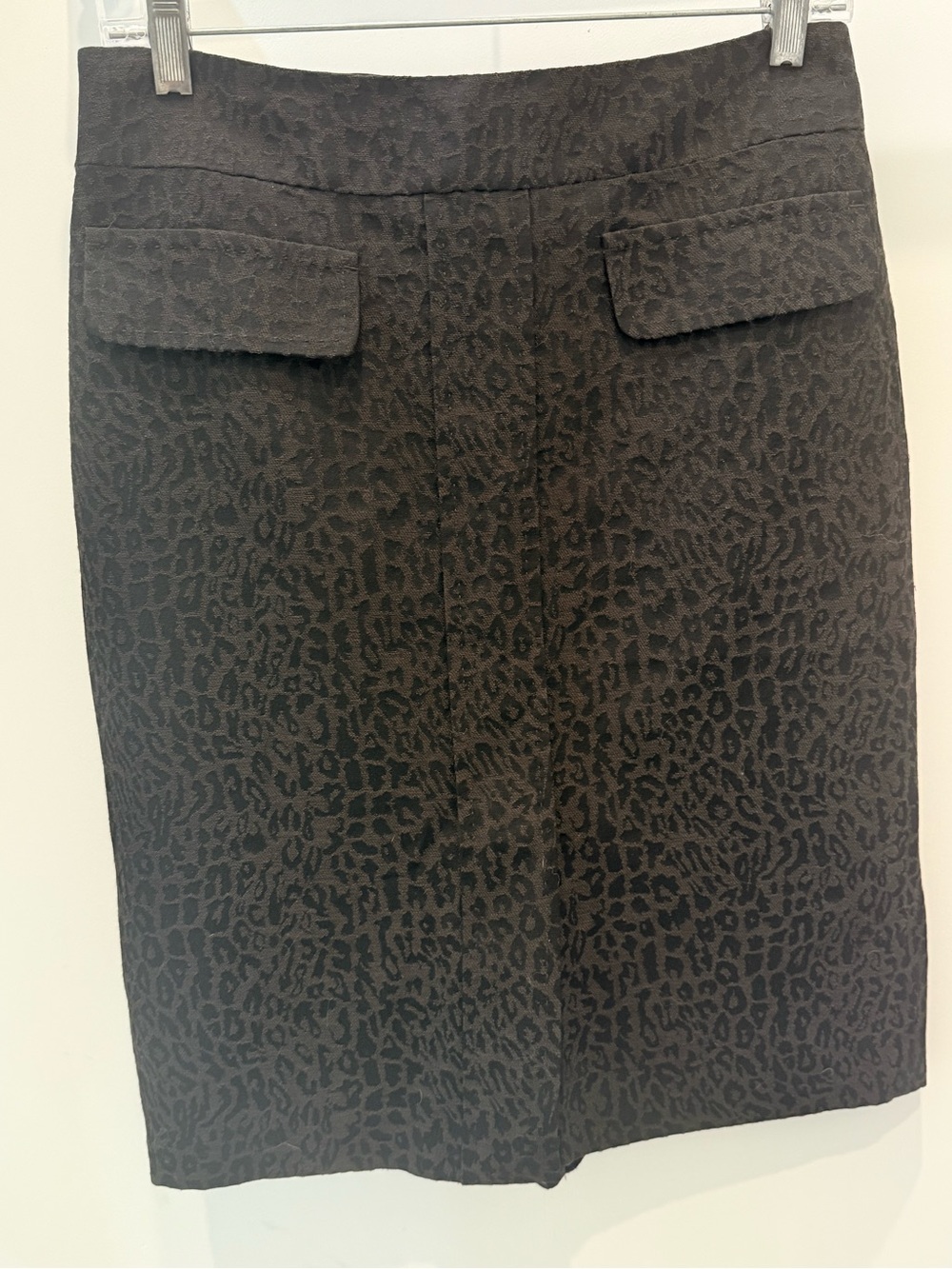 Ann Taylor Black & Brown Animal-Print Pencil Skirt. Size 4